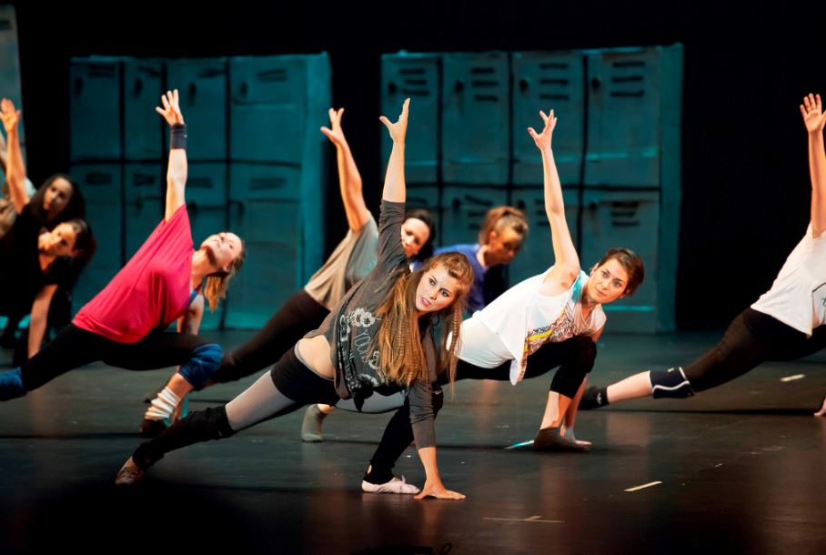 Moderno-y-Contemporáneo-escuela-de-baile-le-bal-pamplona-2-1